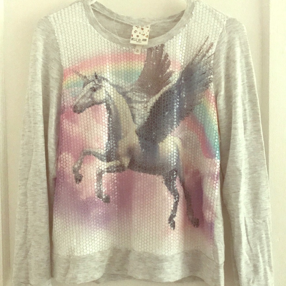 A gray unicorn sequence long sleeve